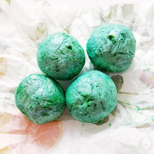 Lush Cosmetics UK Kitchen Lot 4 LIME PASTILLE Luxury Bath ... Lush Cosmetics UK Kitchen Lot 4 LIME PASTILLE Luxury Bath ...
