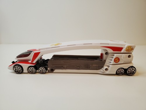 Hot Wheels Speed Racer #5 Big Rig Car Carrier Transporter Launcher Truck 2008 - Picture 4 of 12