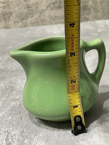 HALL CREAMER  GREEN RESTAURANT STYLE CERAMIC 2.5" TALL - Picture 3 of 4