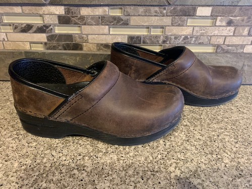 Womens Sz 35 Dansko Brown Leather Professional Shoes - Picture 1 of 6