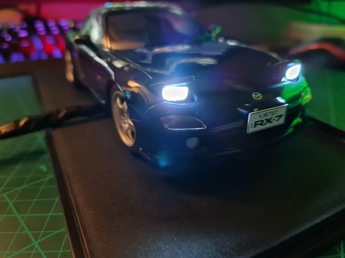 Modellino auto 1:18 - Mazda RX 7 - di Solido - Modificato con funzioni luce - Foto 20 di 24