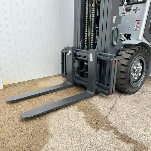 New Still RCG30 Plus GAS Forklift 4800MM LIFT – FULL CAB – (#5764) - Picture 11 of 18
