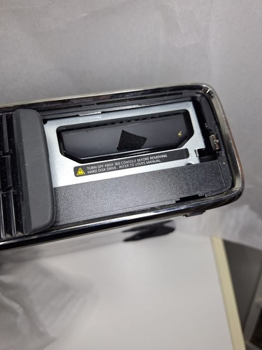 Microsoft Xbox 360 S with Kinect 250GB Glossy Black Console (NTSC) Bundle - Picture 14 of 24