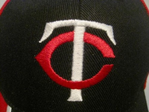 MLB~MINNESOTA TWINS KIDS~YOUTH LOGO ADJUSTABLE HAT~BASEBALL CAP~NWT - Picture 4 of 7