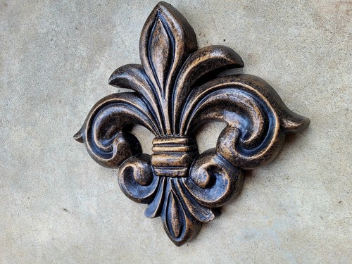 Fleur de Lis Wall Plaque, Shabby Chic White French Country decor, new - Picture 4 of 8