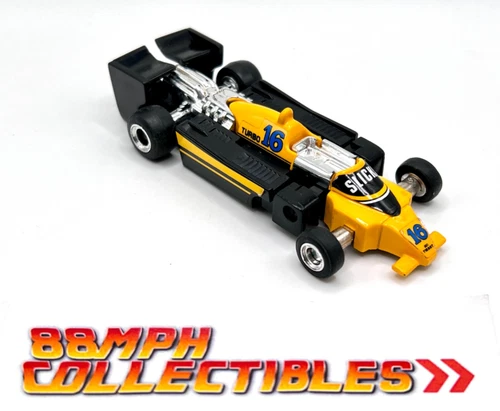 MINT 1985 GOBOTS Bandai vintage Regular SLICKS F-1 Race Car