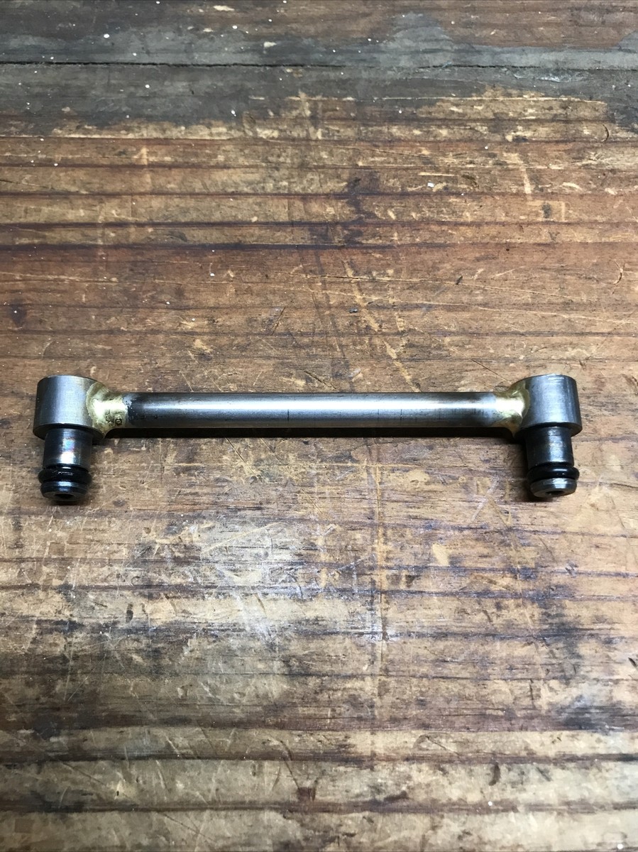 KAWASAKI NINJA VERSYS 07-17, 650R 06-11, ER6N 09-16 OIL PIPE