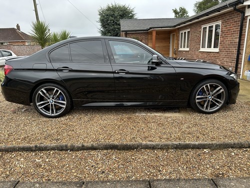 BMW 335D XDRIVE SHADOW EDITION 2018 (68) DIGI DASH, HUD, INDIVIDUAL LEATHER - Picture 6 of 24