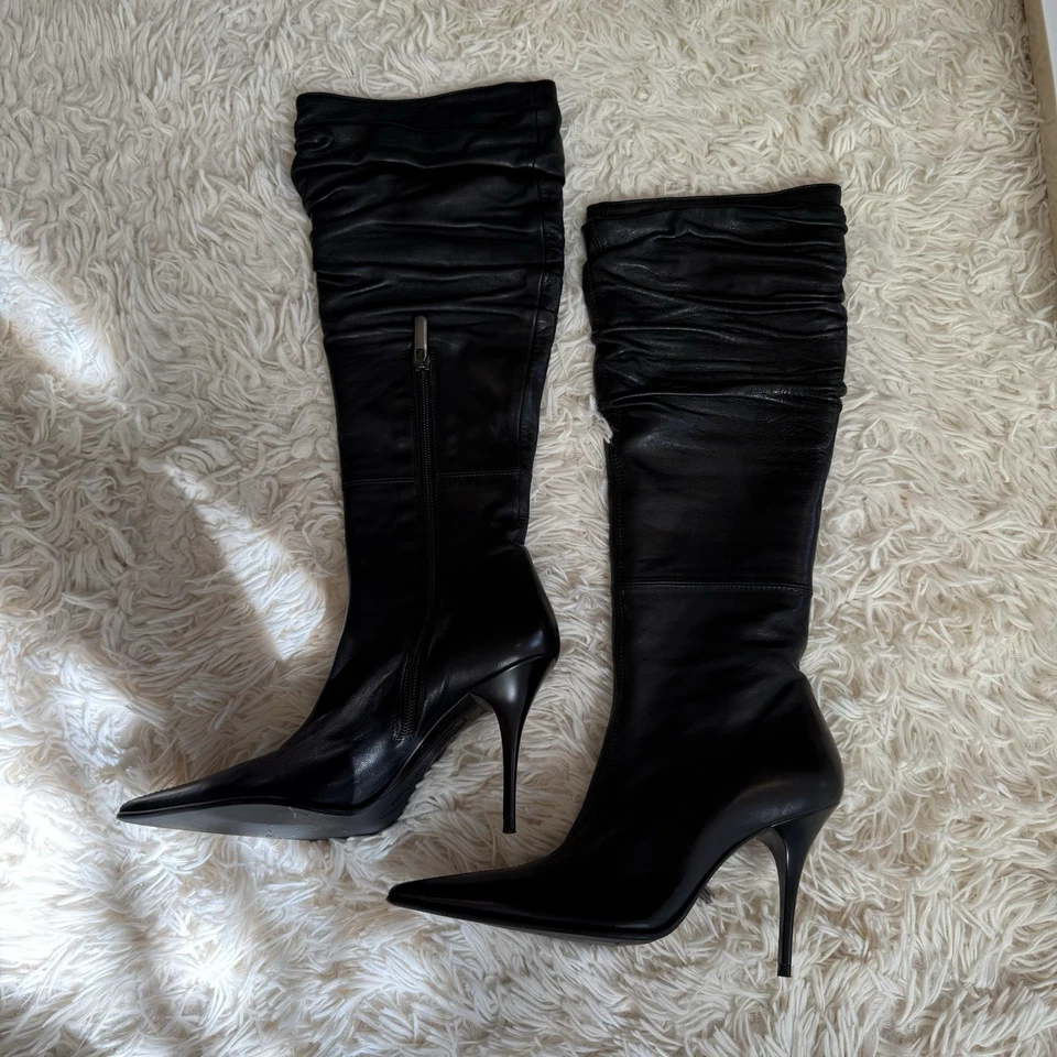 Botas hasta la rodilla Gibellieri de cuero negras holgadas punta hechas en Italia talla 34 Foto 4 de 4