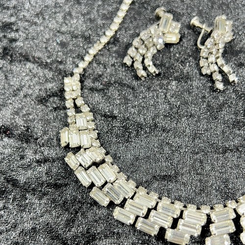 Vintage Art Deco Crystal Rhinestone Necklace & Earrings Set - Picture 7 of 12
