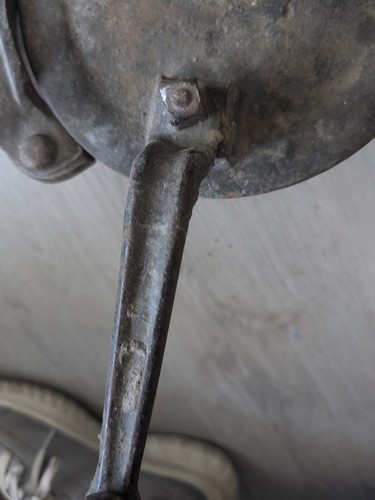 ANTIQUE CAST IRON CORN HAND CRANK SHELLER SOLID - Picture 8 of 9
