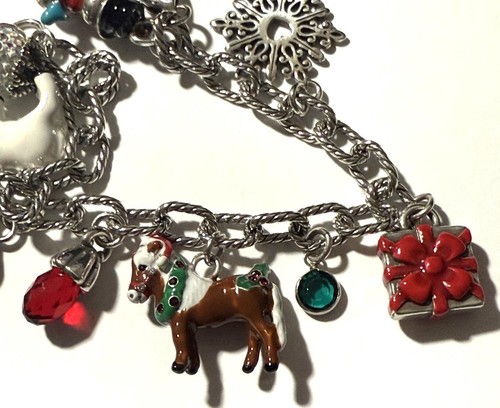 Pulsera Brighton Christmas Carol Charm $128 nueva con etiquetas - Imagen 4 de 5