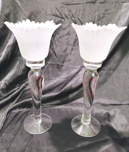 COPPIA CANDELA BASTONE CRISTALLO TRASPARENTE 13-1/2" con TULIPANO GHIACCIATO TOP VOTIVI MADE ROMANIA - Foto 2 di 4