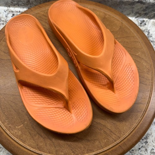 Oofos Women OOlala Recovery Sandal Size 8 Orange Glow Thong Slide Flip Flop Shoe - 第 1/10 張圖片