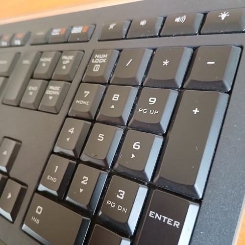 Logitech Illuminated Keyboard Wired USB K740 Y-UY95 Tested and Working - 第 6/20 張圖片