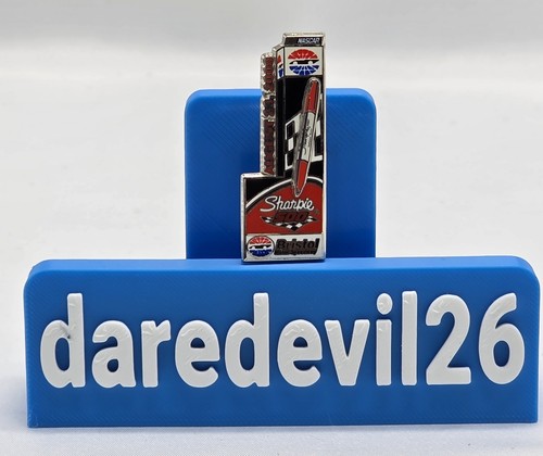 2008 Sharpie 500 Bristol Night Race NASCAR Enamel Event Pin CARL EDWARDS Win - Picture 1 of 3