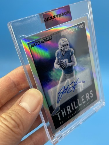 2023 Rookies & Stars ~ Justin Herbert ~ Thrillers Auto #’d/25 💥Cargadores 🔥 - Imagen 4 de 17
