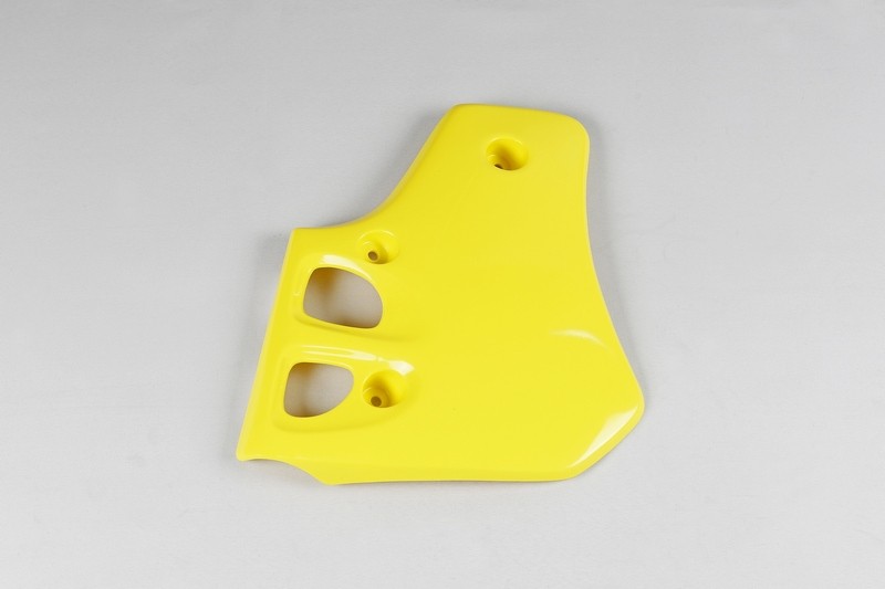 Cache radiateur UFO jaune protège le bloc moteur de votre Suzuki RM80
