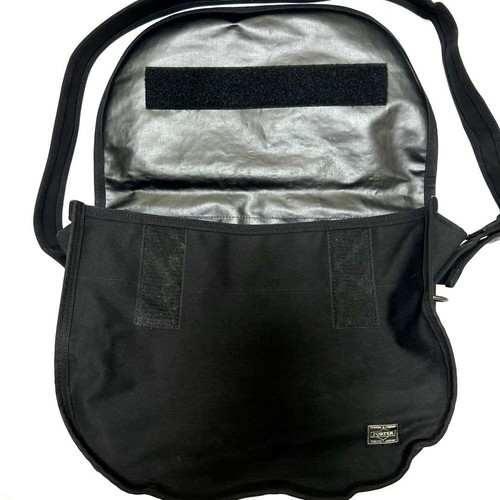 Porter Yoshida Bag Messenger Helmet Black - Picture 4 of 11
