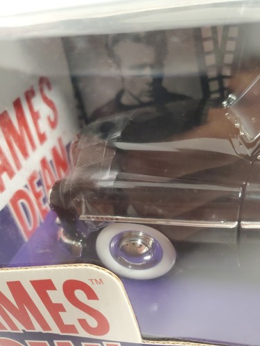 ERTL American Muscle 1949 Mercury Coupe James Dean 1:18 Scale Die Cast - Picture 10 of 11