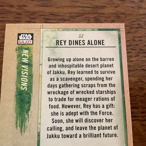 2018 Star Wars Galaxy Trading Card #52 Rey Dines Alone Blue Galaxy - Picture 6 of 7