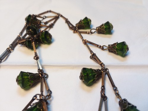 24" Victorian Flavor Barlink Necklace W/30mm Green Plastic Dangles 05-01-2025 - Picture 16 of 22