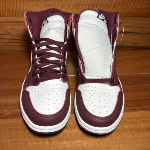 Jordan 1 Retro High OG Bordeaux Brand New In Box Men's Size 11 555088-611 - Picture 2 of 6