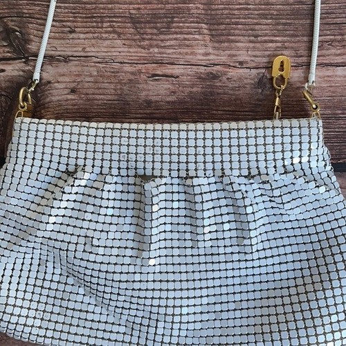 VINTAGE chain metal shoulder bag in white retro mesh formal VGUC - Picture 7 of 9