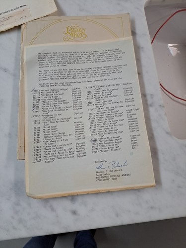 Precious Moments Collectors' Illustrated Guide Book; 1st Edition; 1983; PB VG - Picture 9 of 9