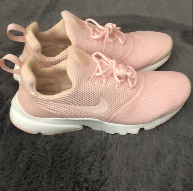 nike air presto fly women's pink