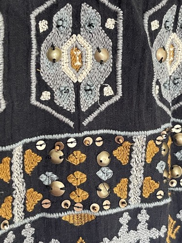 Akemi + Kin Anthropologie Womens Boho Tank Top Black Embroidered Beaded Size S - Picture 4 of 14