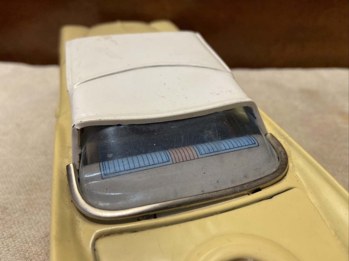 Vintage Bandai Japan 1959 Chrysler Imperial Hardtop 8.5” Tin