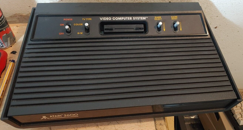 Atari 2600 VCS Videospielsystem DARTH Vader (komplett) working cond classic 8bit - Picture 3 of 7