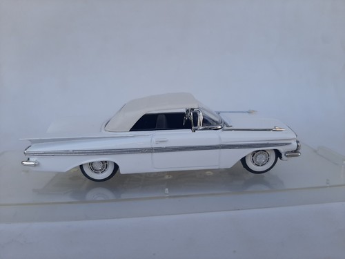 Chevrolet Impala 1959 escala 1/43 O pre-Sunstar 391 techo blando blanco2 - Imagen 7 de 17
