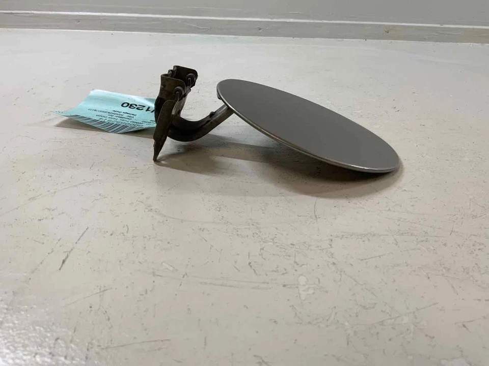 1992 - 1999 Chevy Suburban 2500 Light Pewter Metallic 11U Fuel Tank Door - Image 4 of 4