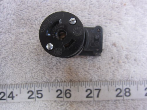 Hubbell HBL 7571 15A 125V Midget Rt Winkel Twist-Lock Stecker ML-2R, gebraucht - Bild 1 von 2