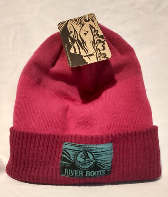 NWT Recaps Beanie Pink River Roots