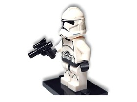 Lego Star Wars Phase 2 Clone Trooper Minifigure 75028