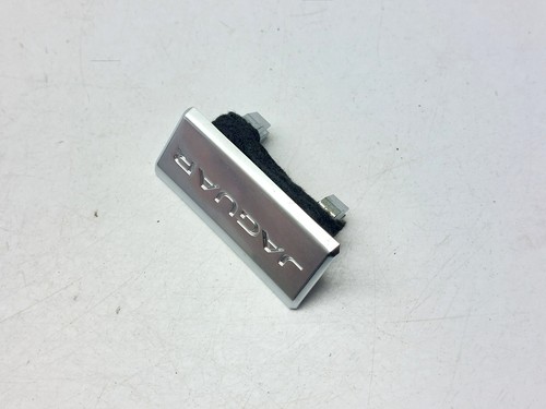 JAGUAR XE X760 2015 CHROME BADGE LOGO EMBLEM - Picture 6 of 15