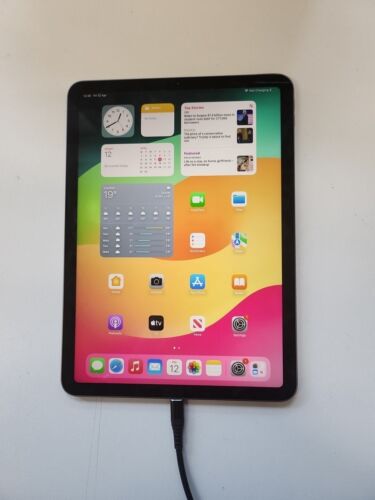 Apple iPad Air 4e génération 64 Go, Wi-Fi, 10,9 pouces - Gris sidéral  - Photo 1/4
