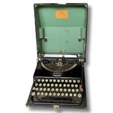 Remington Vintage Portable Typewriter With Case thumbnail