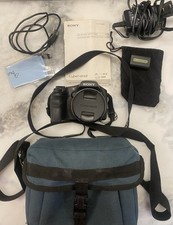 Sony Cyber-shot DSC-HX200V Camera 18.2 MP Digital 30x Zoom Carl Zeiss GPS HD