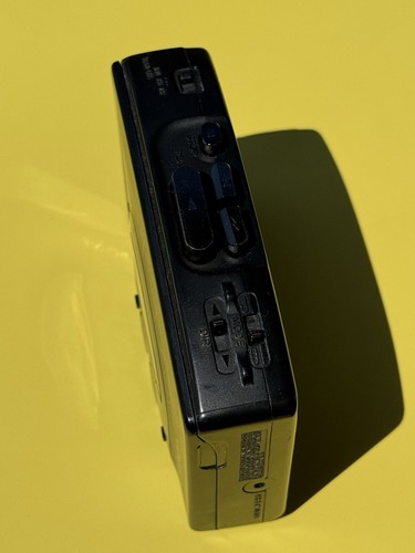 Sony Walkman WM-FX39 Radio Cassette Player Low High frequency controls - Picture 5 of 14