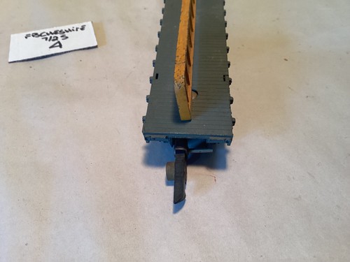 Vintage American Flyer S diecast #42597 #627 C&NW flat car with girder load - Imagen 2 de 6