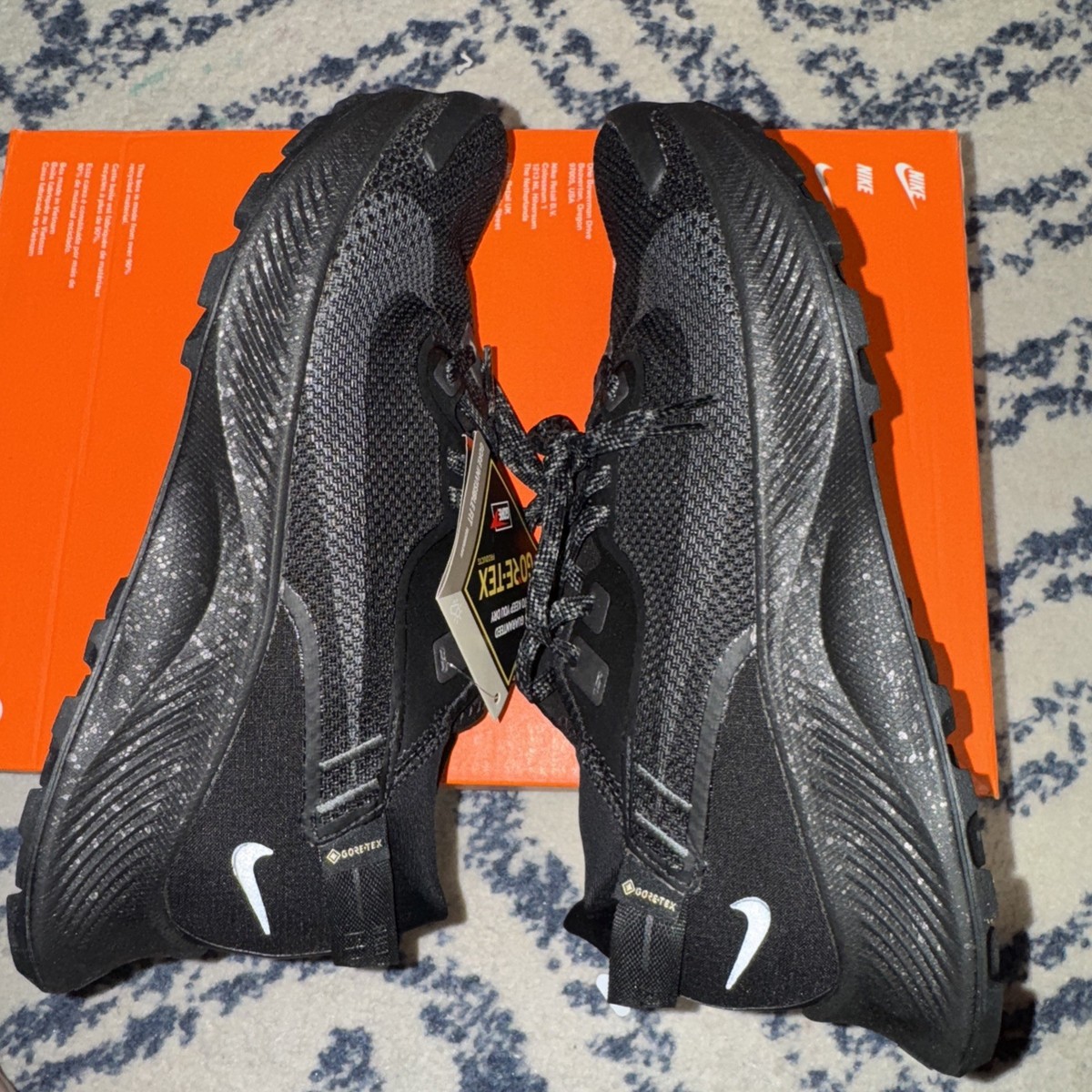 Size 7.5 - Nike Pegasus Trail 2 Gore-Tex Black Metallic Dark Grey