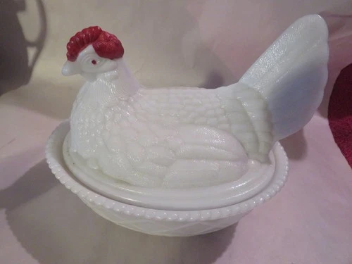 Vintage Westmoreland White Milk Glass Hen on Nest Candy Trinket Dish