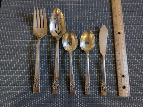 Oneida Community Silverplate CORONATION Flatware Set Service for 12 - 77 pieces - Picture 12 of 15