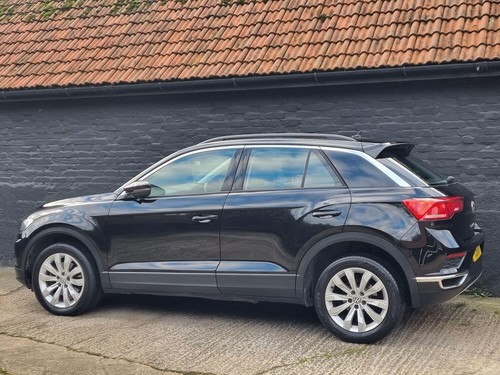 2018 Volkswagen T-Roc 1.5 TSI EVO SE Euro 6 (s/s) 5dr HATCHBACK Petrol Manual - Picture 8 of 24