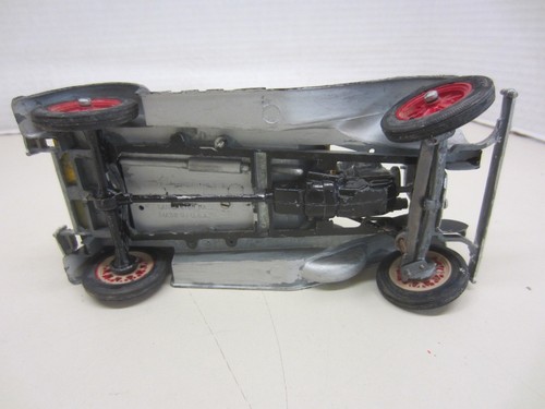 De colección Hubley 1931 Ford Roadster Modelo A Die-Cast Metal Modelo Coche Kit CONSTRUIDO - Imagen 9 de 10