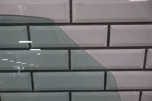 2018 Fiat 124 Spider Passenger Right RH Door Glass/Window OEM - Picture 8 of 17